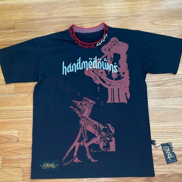 Skoot apparel graphic handmedownsT-shirt M-L